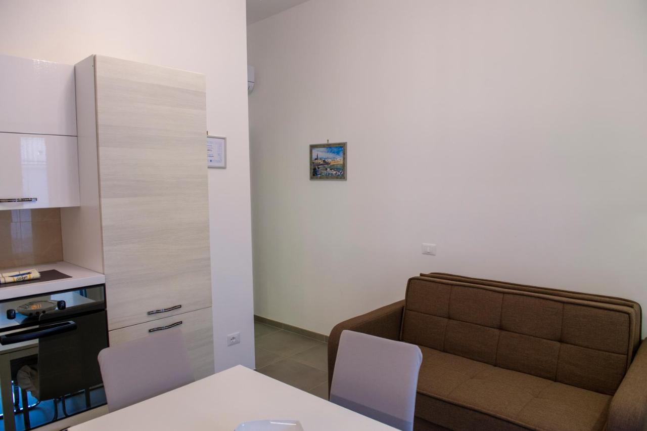 Joyce Luxury Suite 莫诺波利 外观 照片